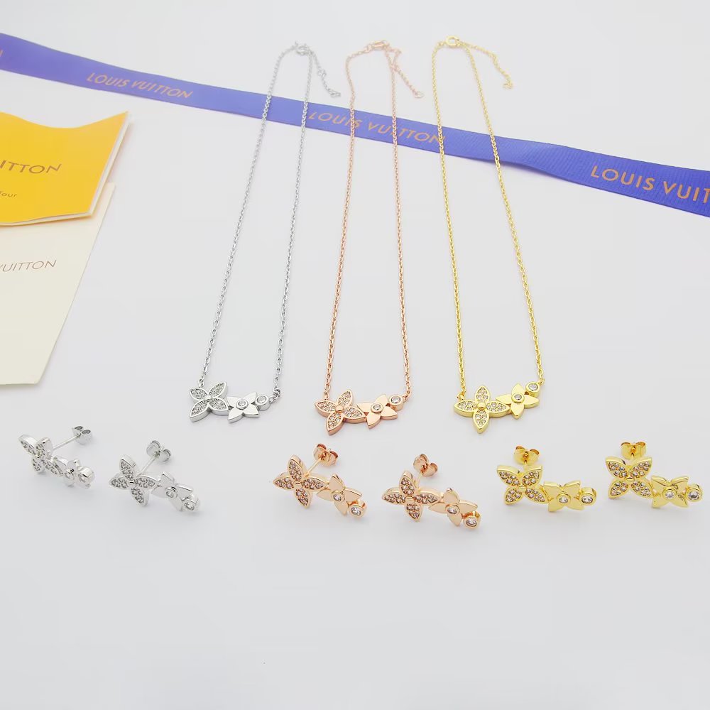 루이비통(LV) 클로버 목걸이·귀걸이 세트 악세사리
