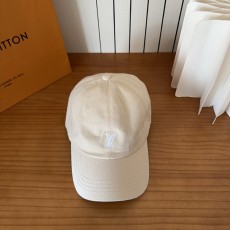 루이비통(LV) 로고 볼캡 모자