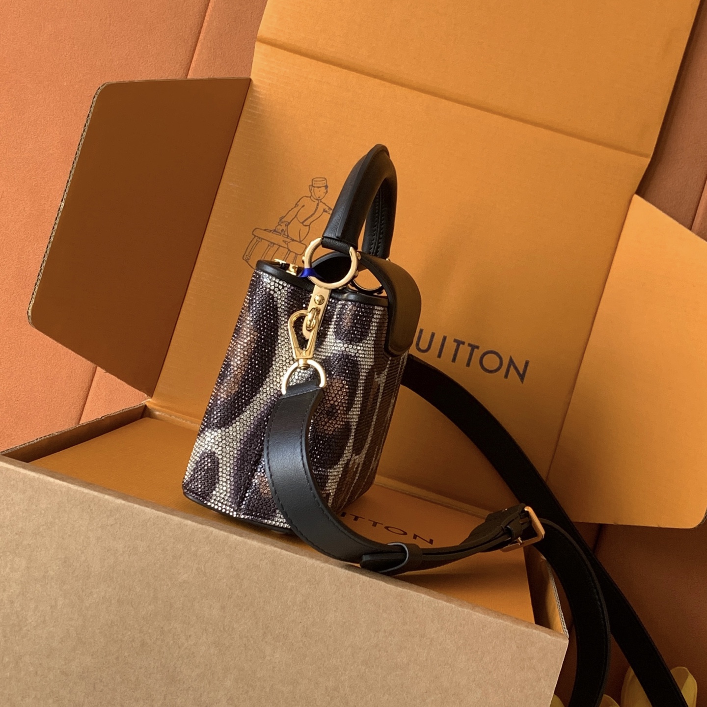 루이비통 LV 카퓌신(Capucines) 미니 M13335 토트백 핸드백 가방