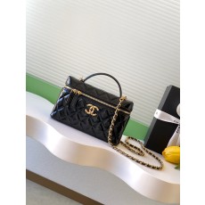 샤넬(Chanel) 26C 블랙 앤 골드 런치박스 백(LP) AP4974 파우치백 가방