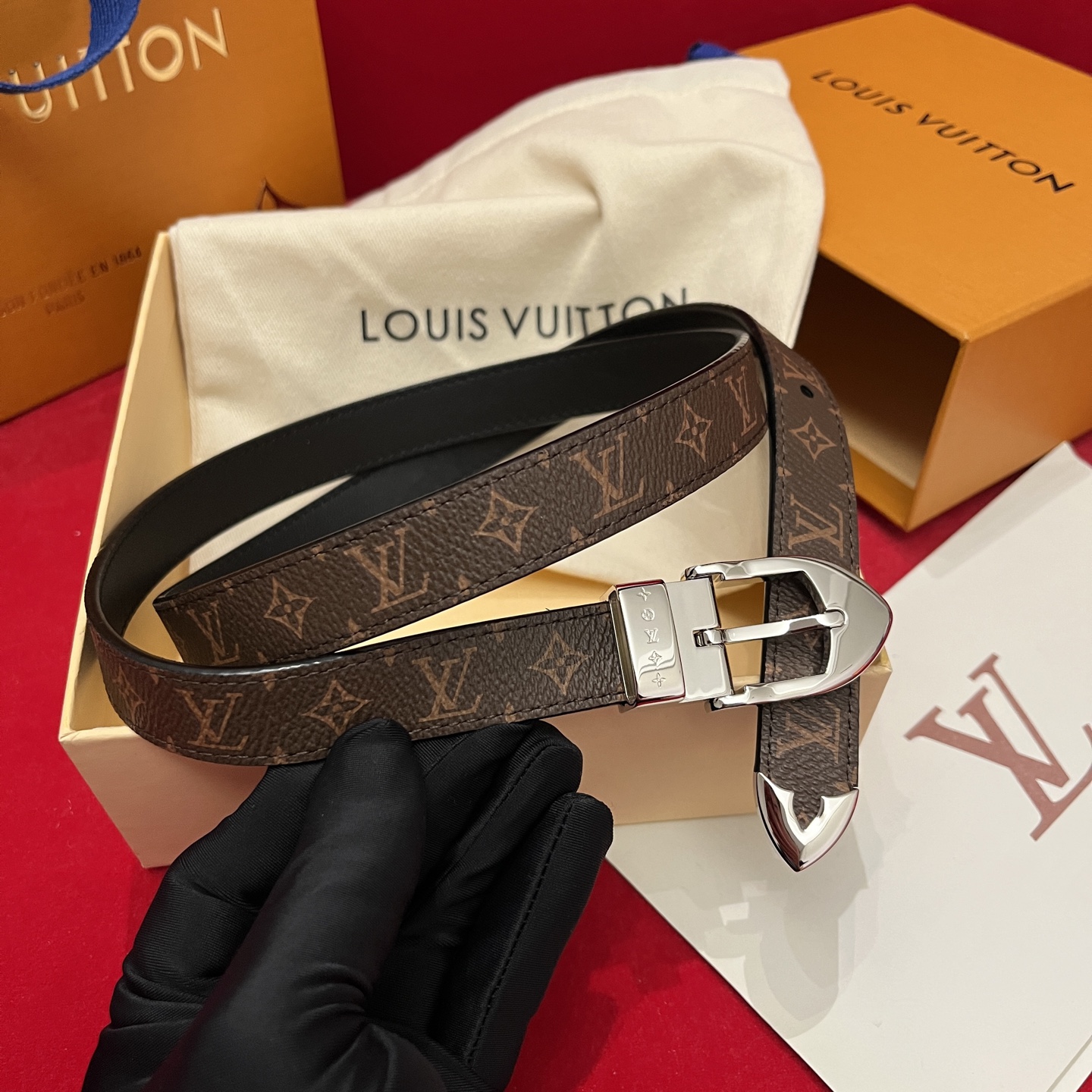 LV 루이비통 여성용 슬림 주얼리 벨트