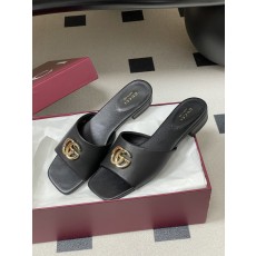 구찌(GUCCI) 더블 G 버클 슬리퍼 신발