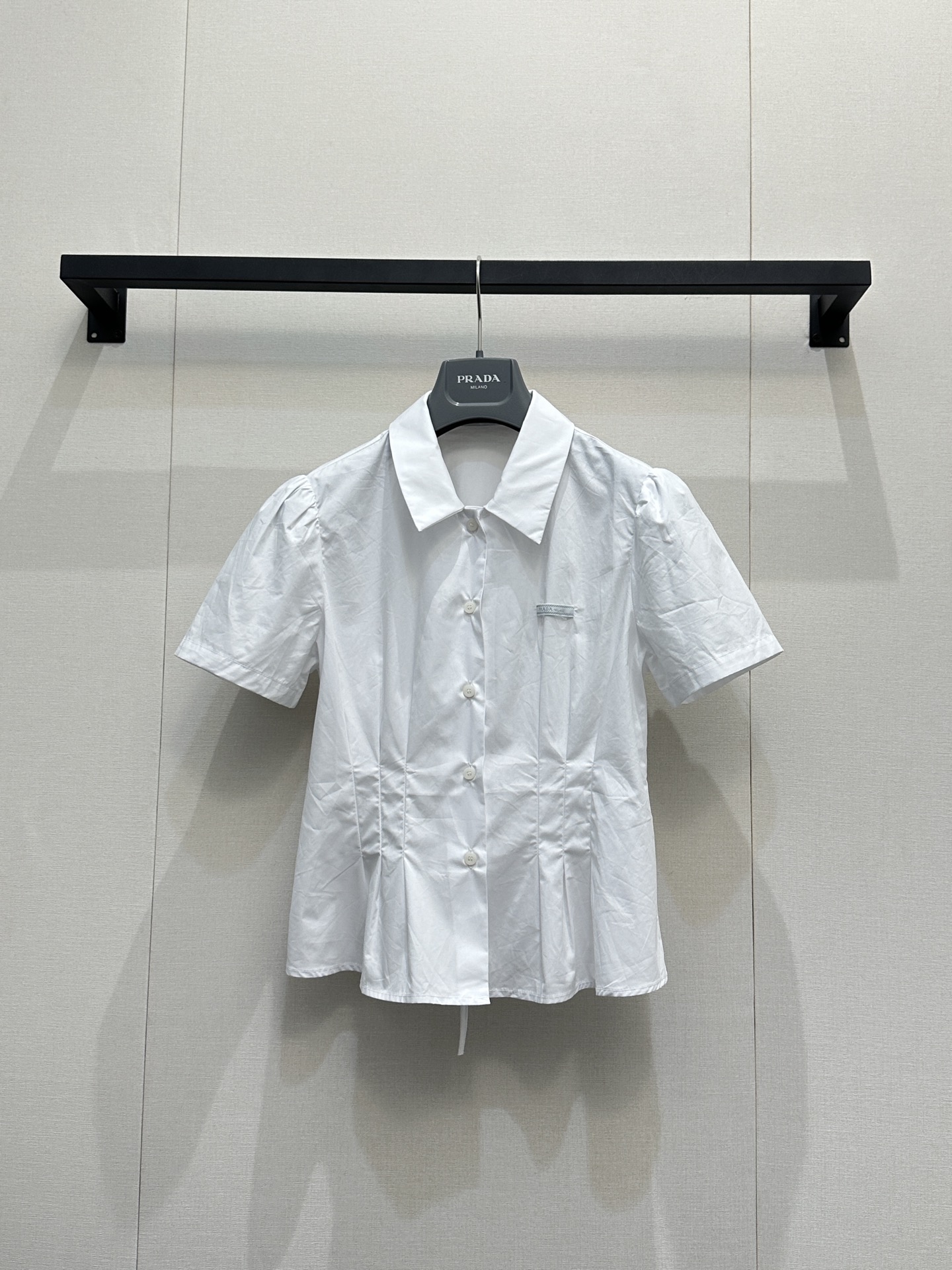 미우미우(MIU MIU) 로고 웨이스트 플리츠 셔츠 의류