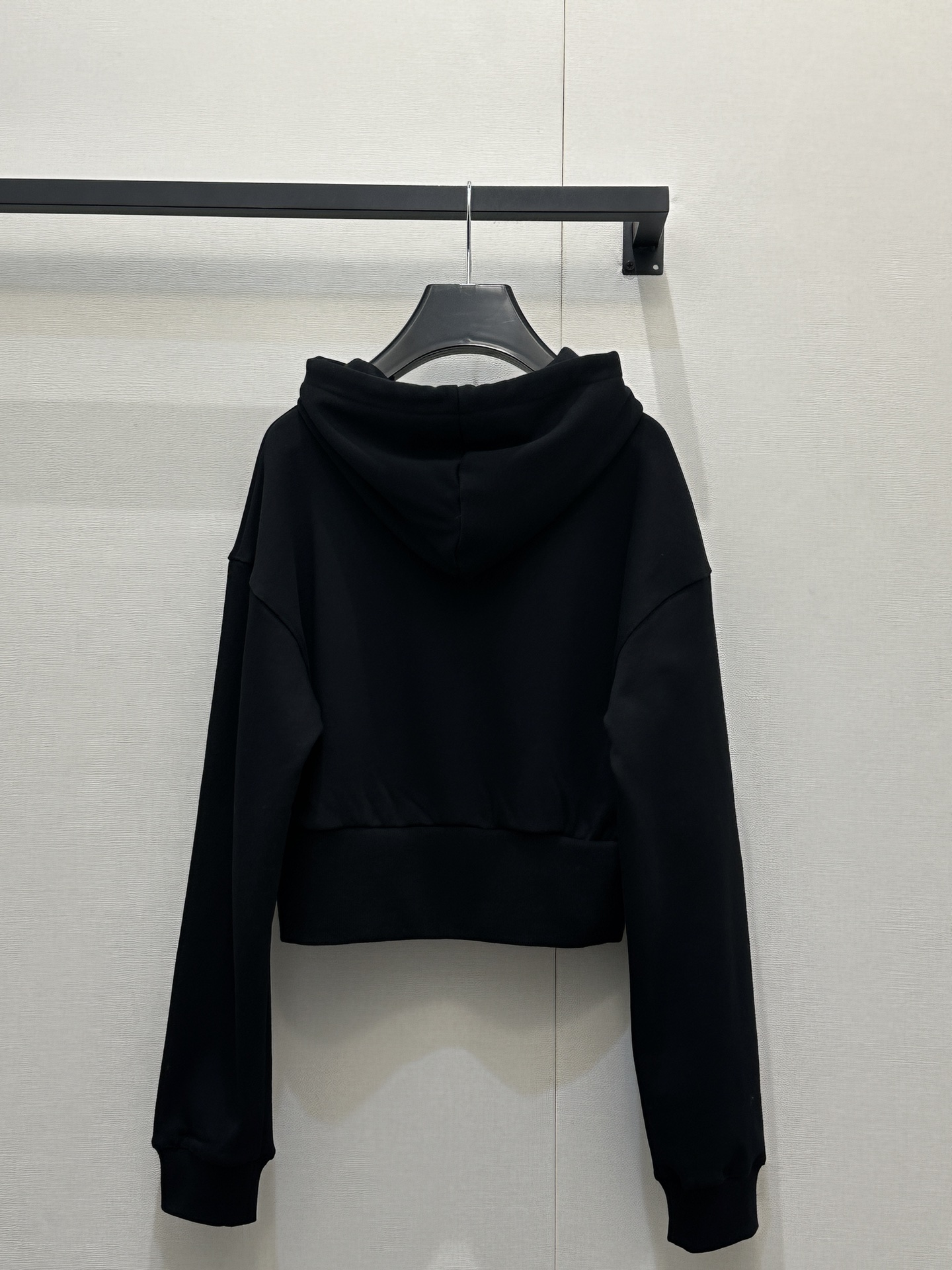 셀린느(CELINE) 로고 자수 크롭 후드 티셔츠 의류