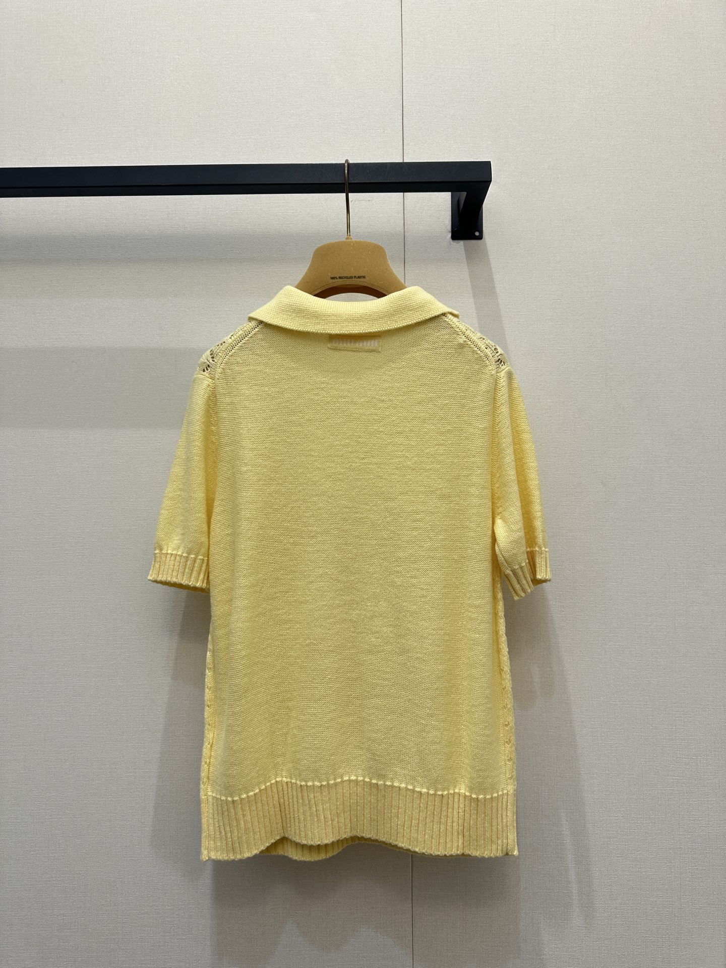 미우미우(MIU MIU) 펀칭 니트 폴로 셔츠 의류