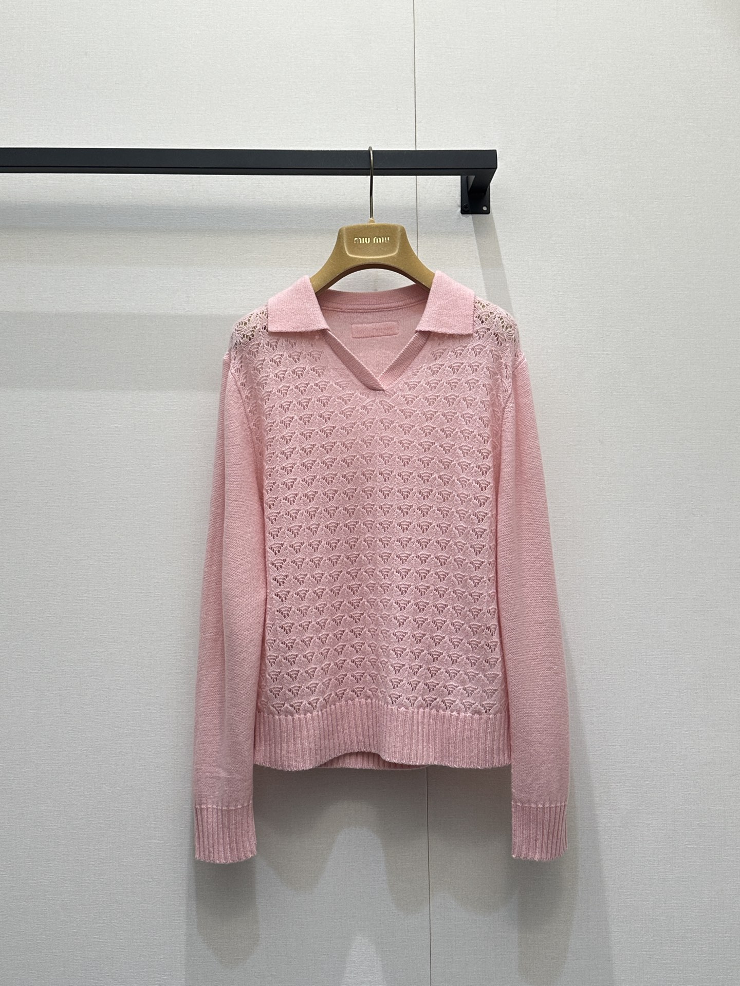 미우미우(MIU MIU) 펀칭 니트 폴로 셔츠 의류