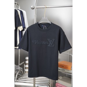 루이비통(LV) 워싱 자수 로고 반팔 티셔츠 의류