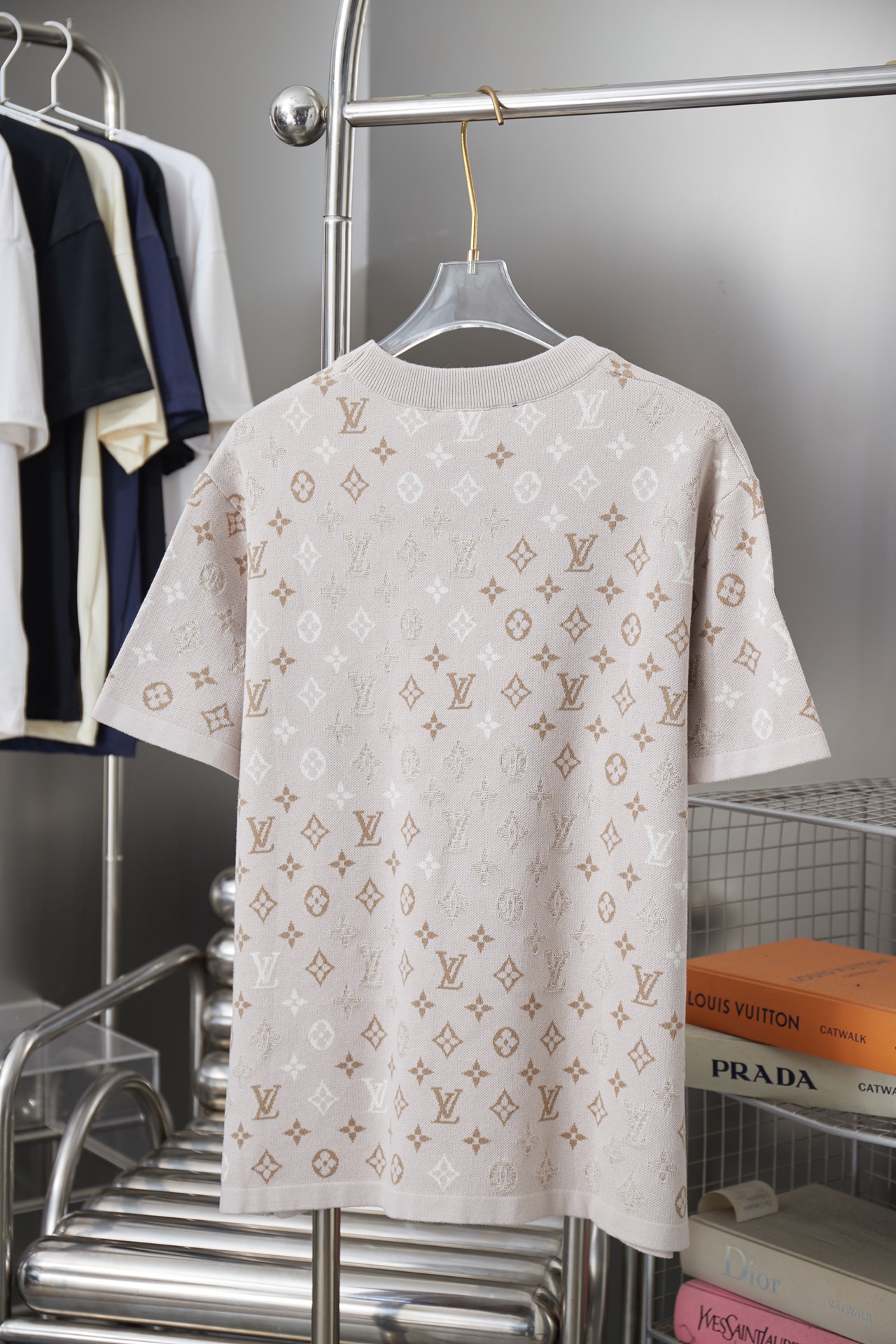 루이비통(LV) 모노그램 자카드 니트 반팔 티셔츠 의류