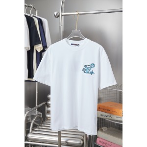 루이비통(LV) 입체 자수 로고 반팔 티셔츠 의류