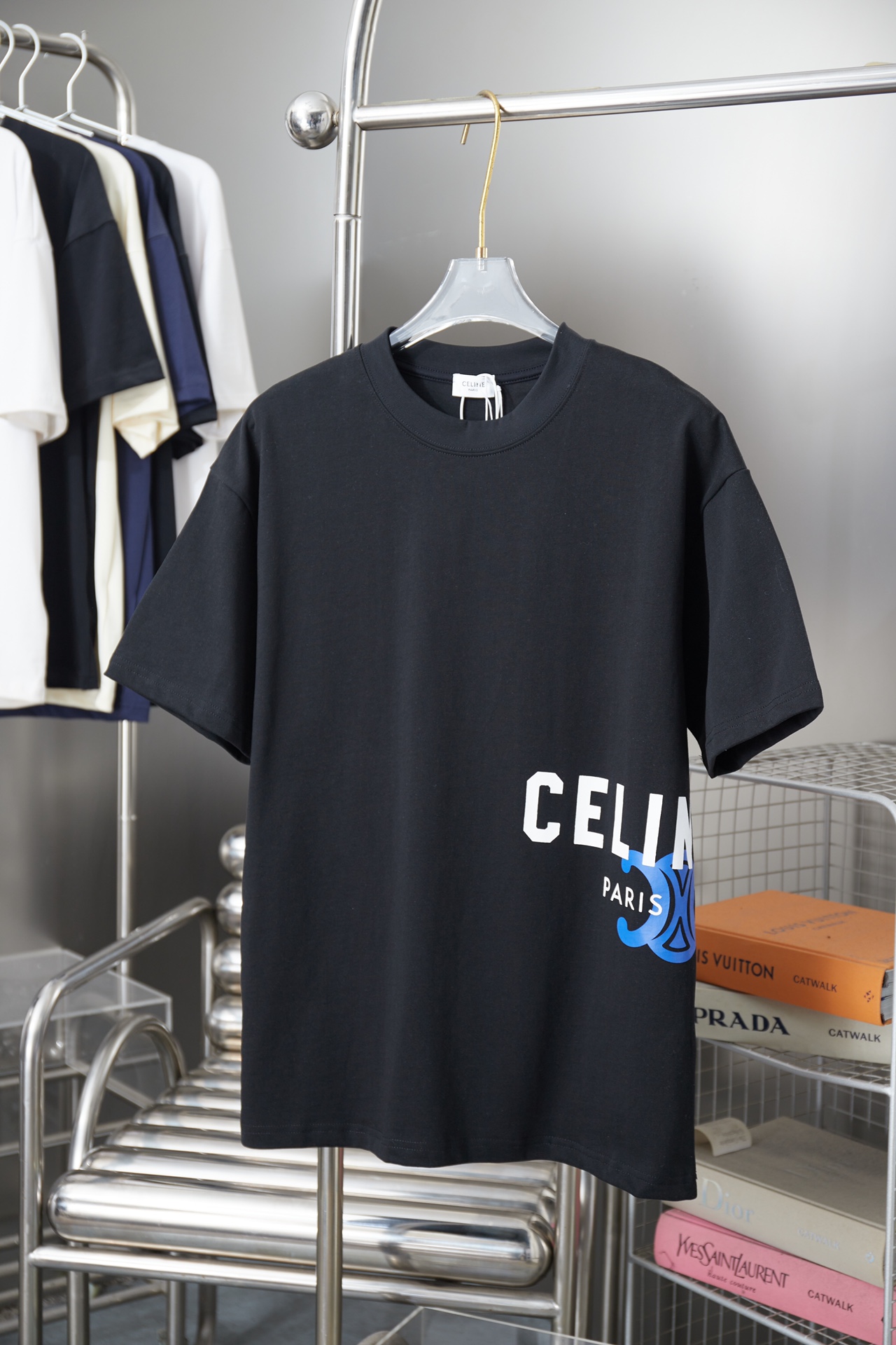 셀린느(CELINE) 트리옹프 프린팅 반팔 티셔츠 의류