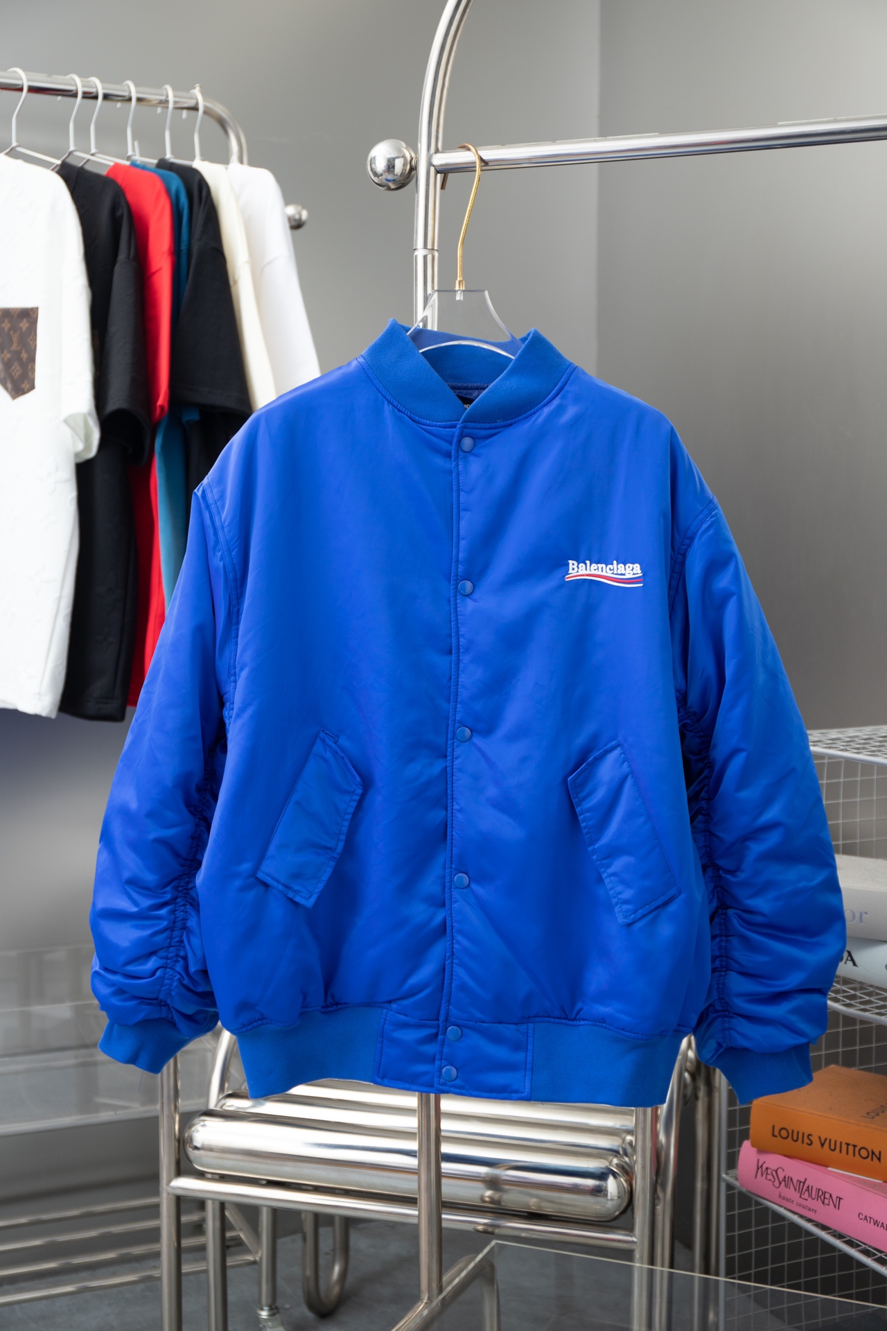 발렌시아가(Balenciaga) 자수 로고 항공 점퍼 의류