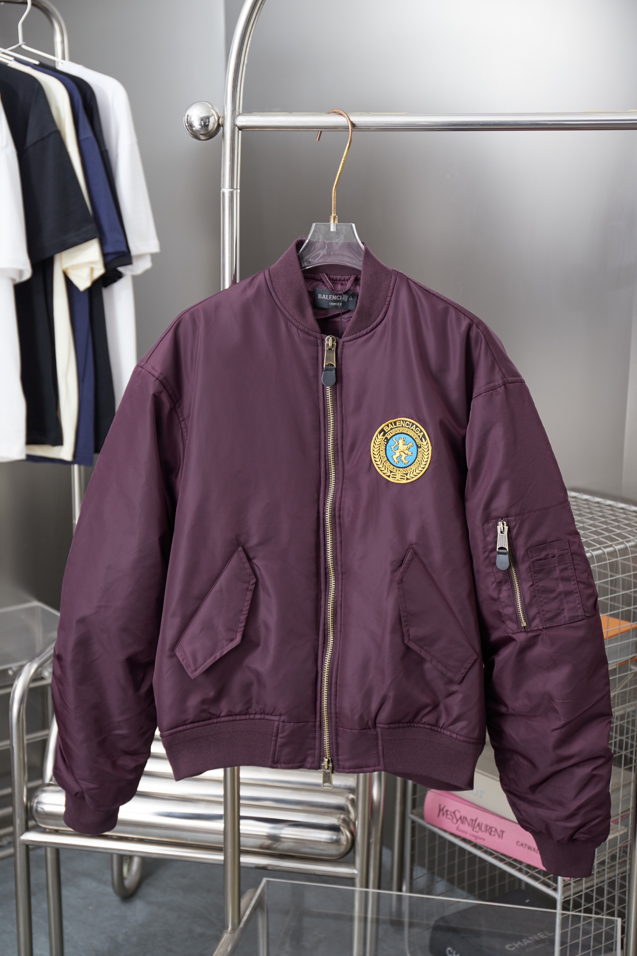 발렌시아가(Balenciaga) 패치 자수 항공 점퍼 의류