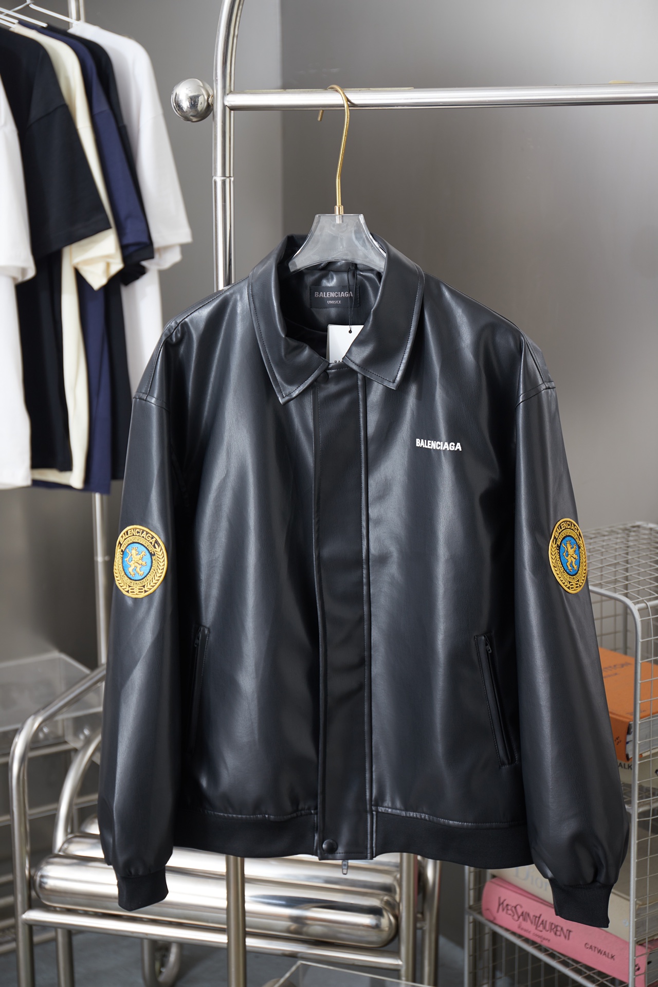 발렌시아가(Balenciaga) 맨유 패치 로고 레더 자켓 의류