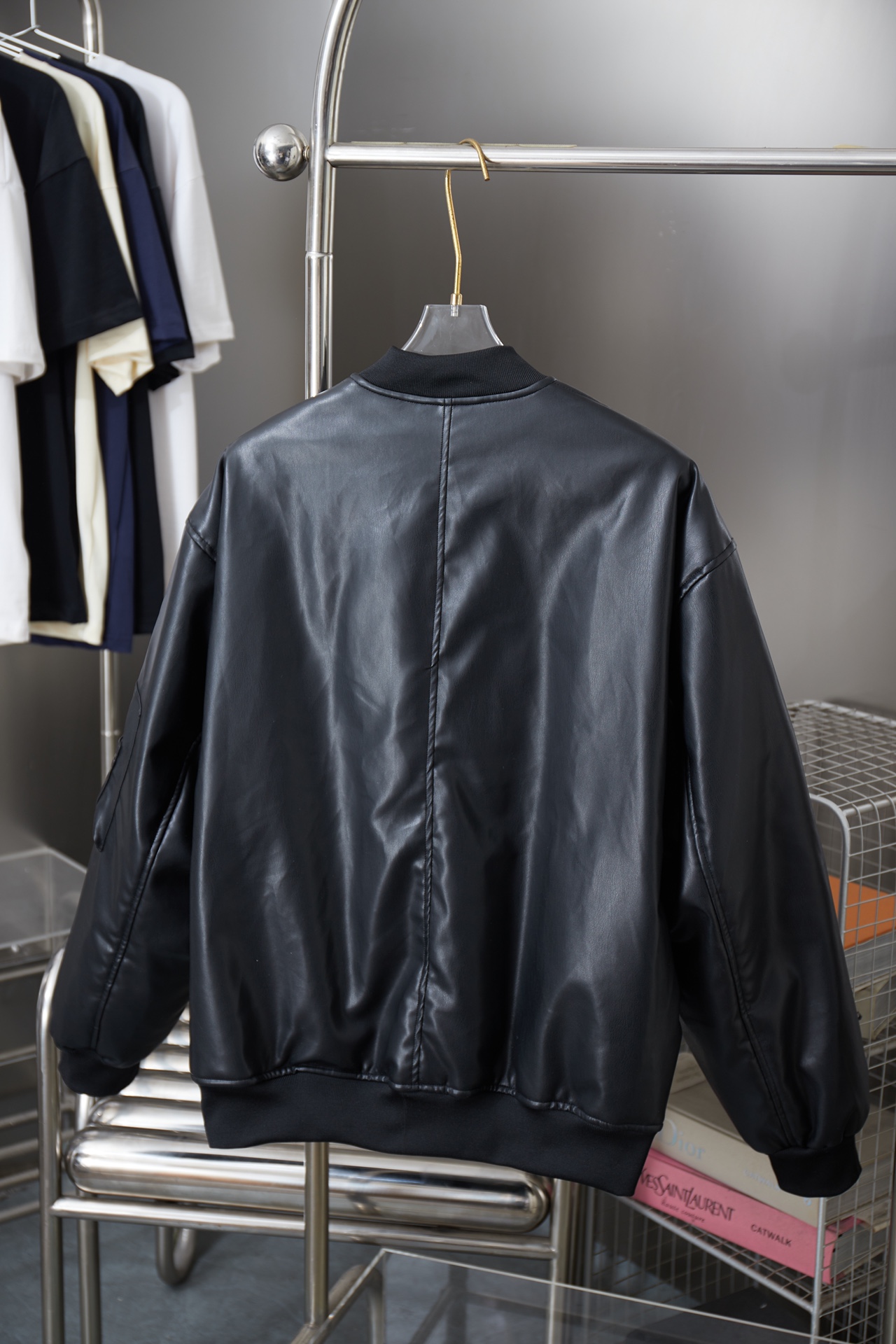 발렌시아가(Balenciaga) 람보르기니 자수 로고 레더 자켓 의류