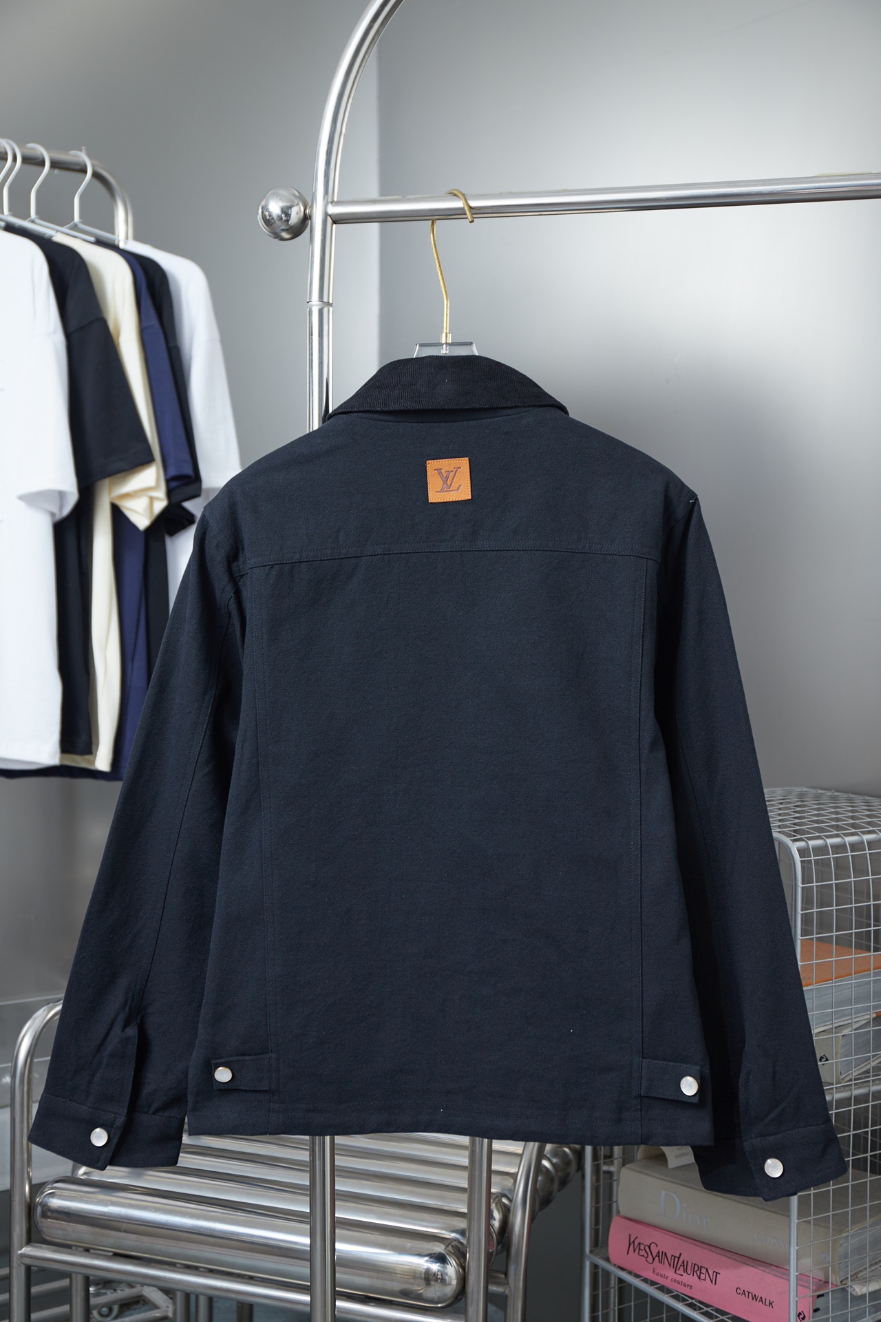 루이비통(LV) 포켓 자수 캔버스 자켓 의류