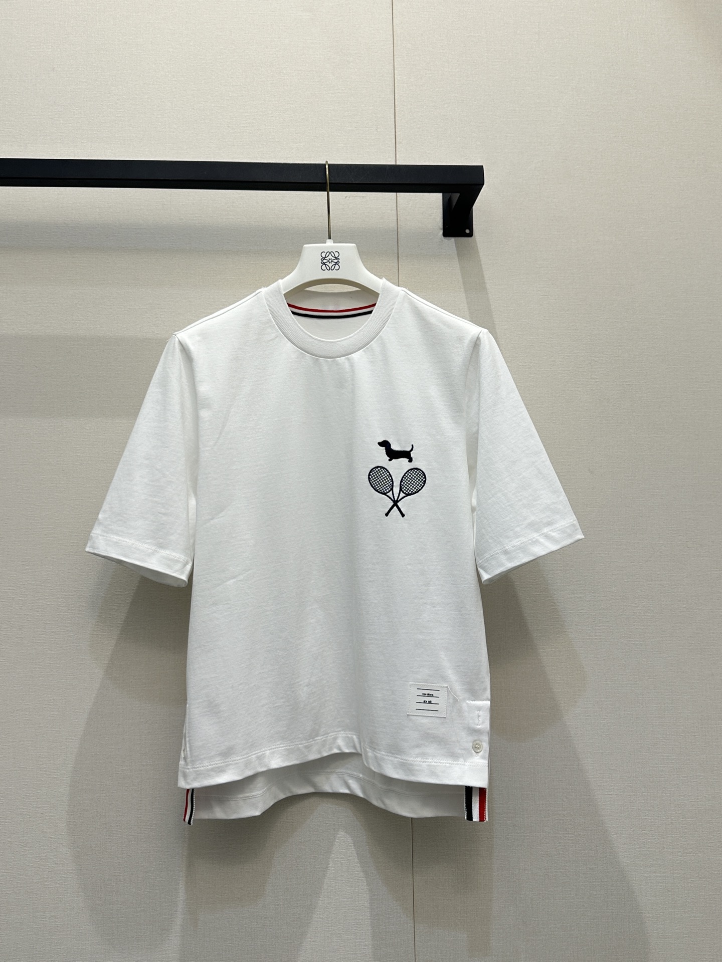 톰 브라운(Thom Browne)  클래식 5부 소매 반팔 티셔츠 의류