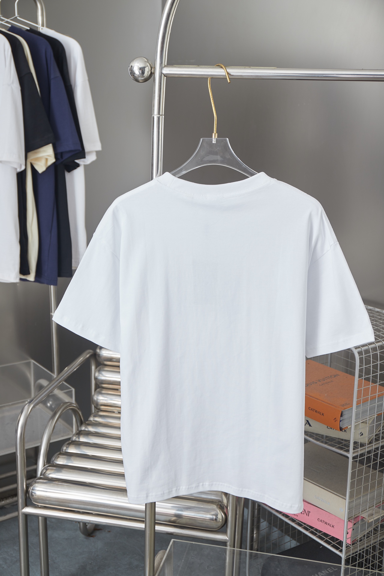 버버리(BURBERRY) 자수 로고 반팔 티셔츠 의류