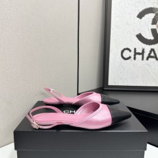 샤넬(CHANEL) 메탈 버클 레더 샌들 신발