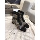 디올(DIOR) J’ADIOR 자수 니트 앵클 부츠 신발