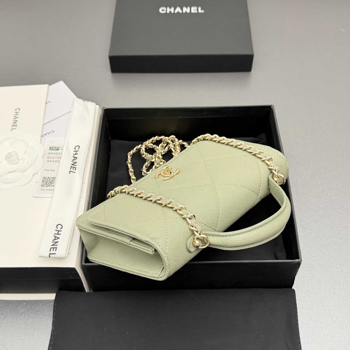 Chanel 샤넬 핸들 WOC 라지 다이아몬드 퀼팅 체인백 (AP4931)