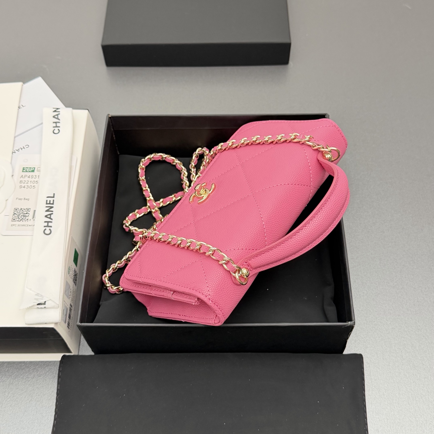 Chanel 샤넬 핸들 WOC 라지 다이아몬드 퀼팅 체인백 (AP4931)