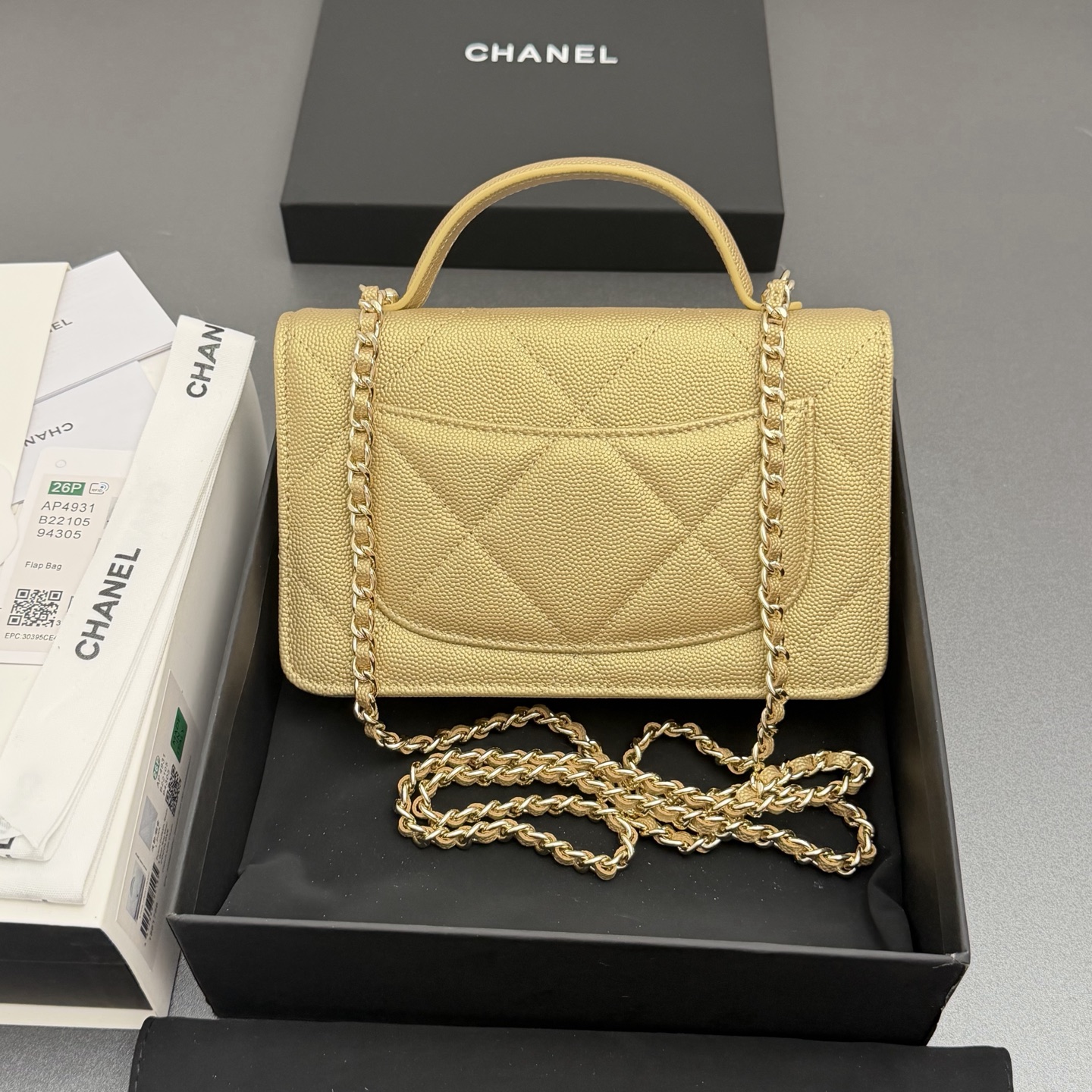 Chanel 샤넬 핸들 WOC 라지 다이아몬드 퀼팅 체인백 (AP4931)