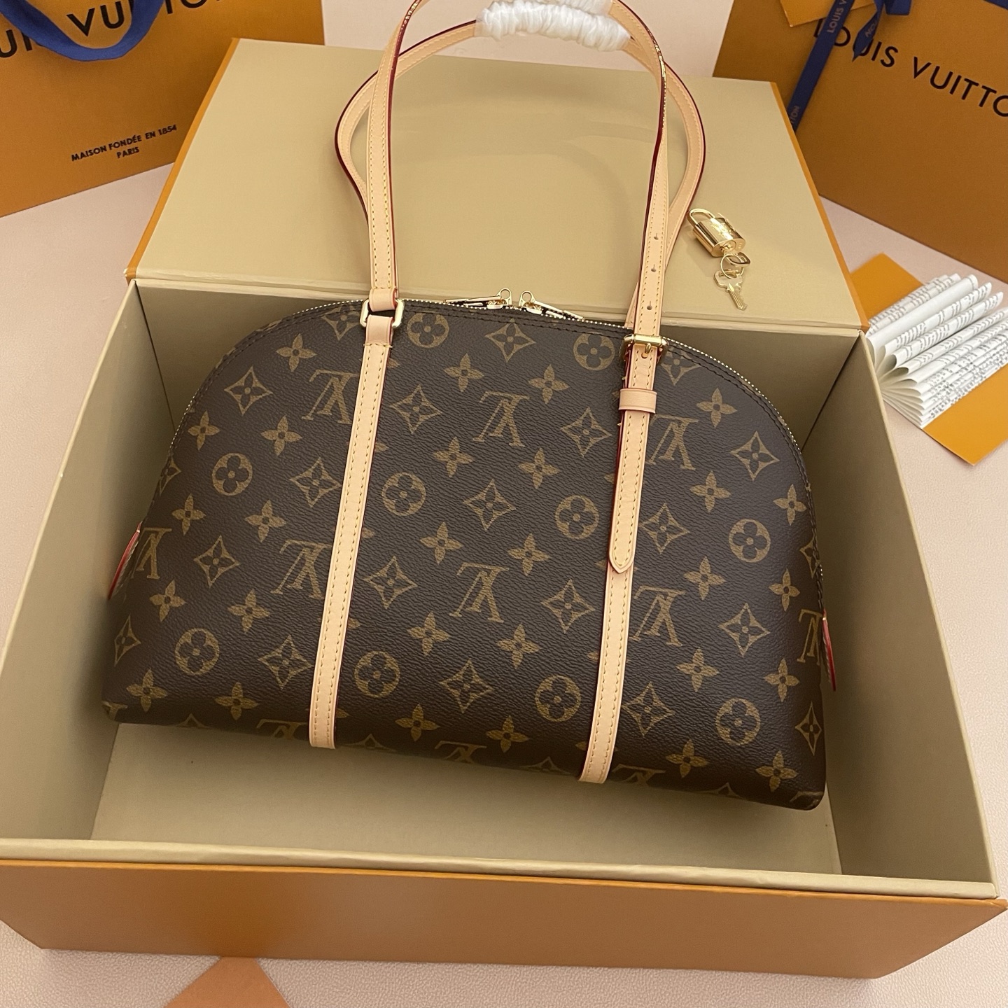 LV 루이비통 스콰이어(Squire) 핸드백 토트백 숄더백 가방 스몰