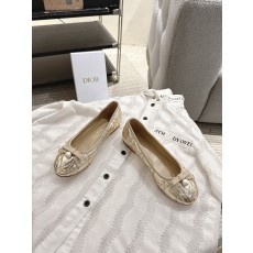 디올(DIOR) 까나쥬 발레리나 플랫 신발