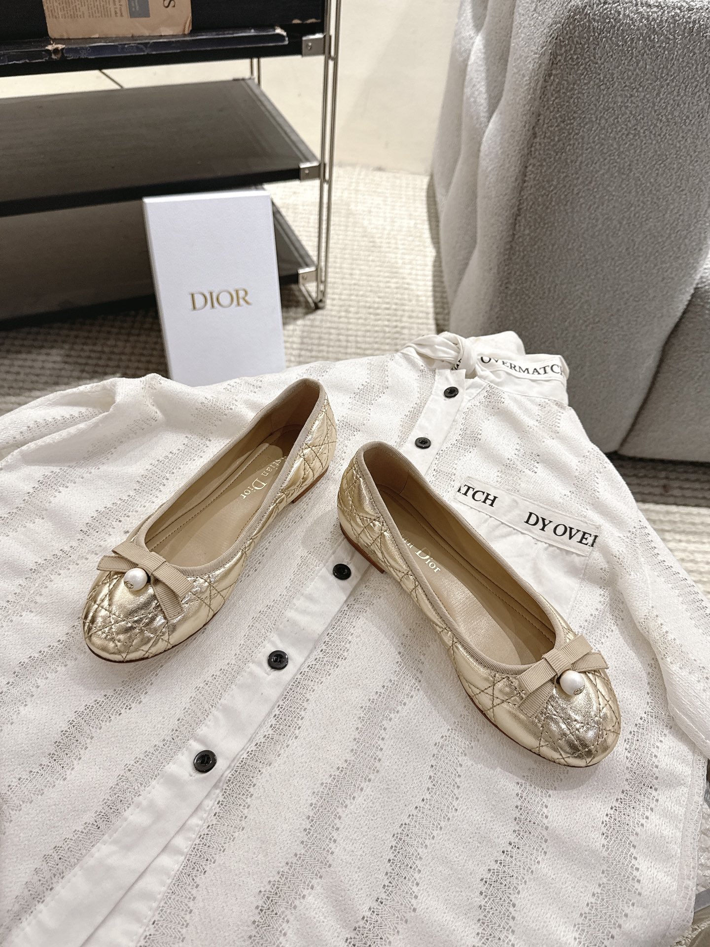 디올(DIOR) 까나쥬 발레리나 플랫 신발