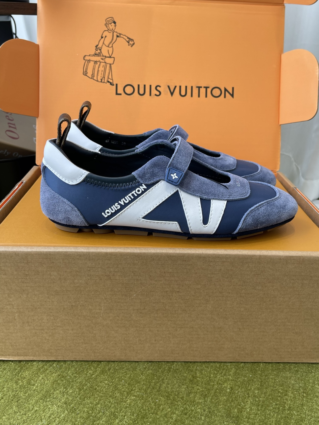 루이비통(LV) 스니커리나 발레 스니커즈 신발