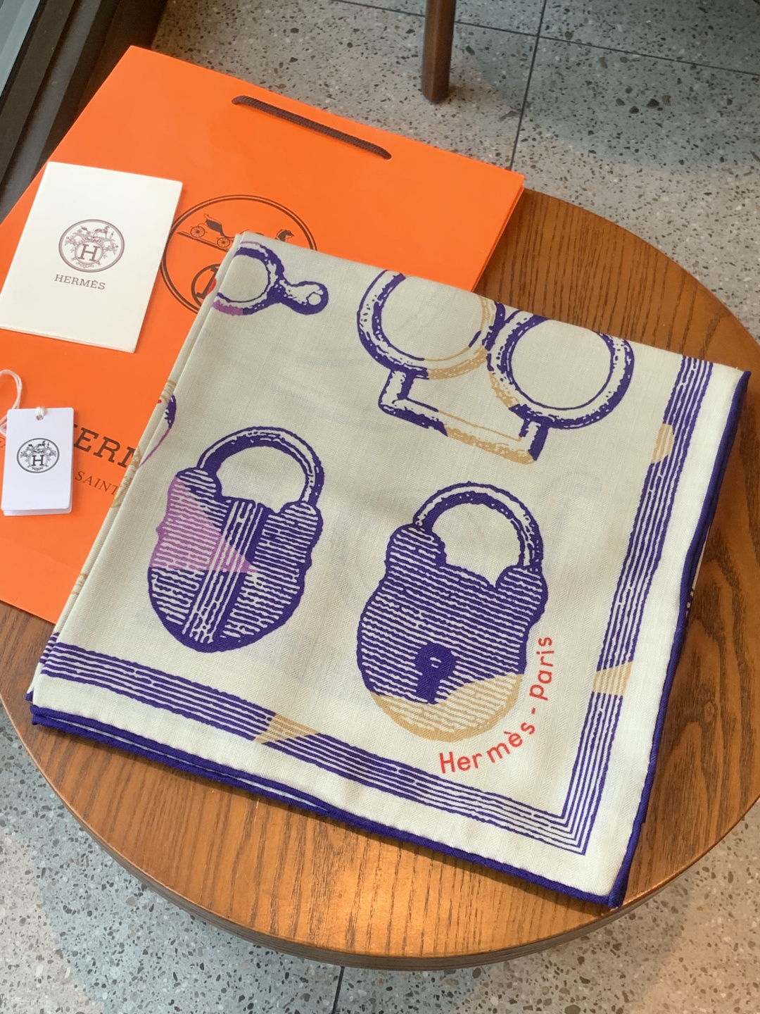 에르메스(HERMES) 캐시미어 실크 숄 목도리 스카프