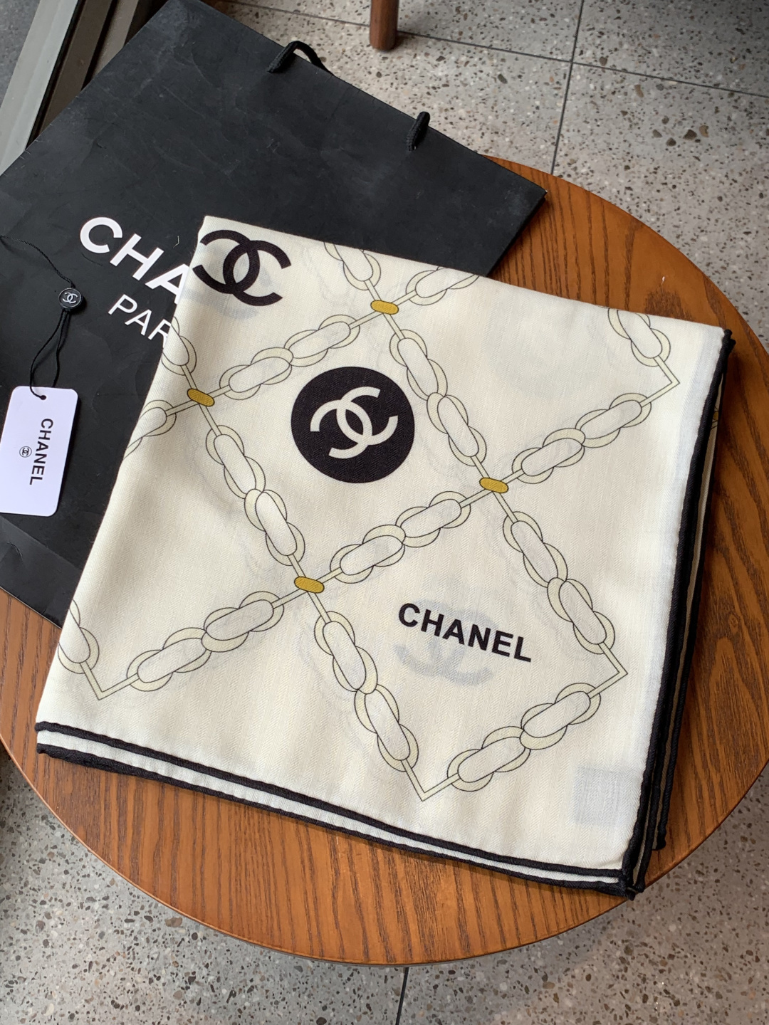 샤넬(CHANEL) 캐시미어 실크 숄 목도리 스카프