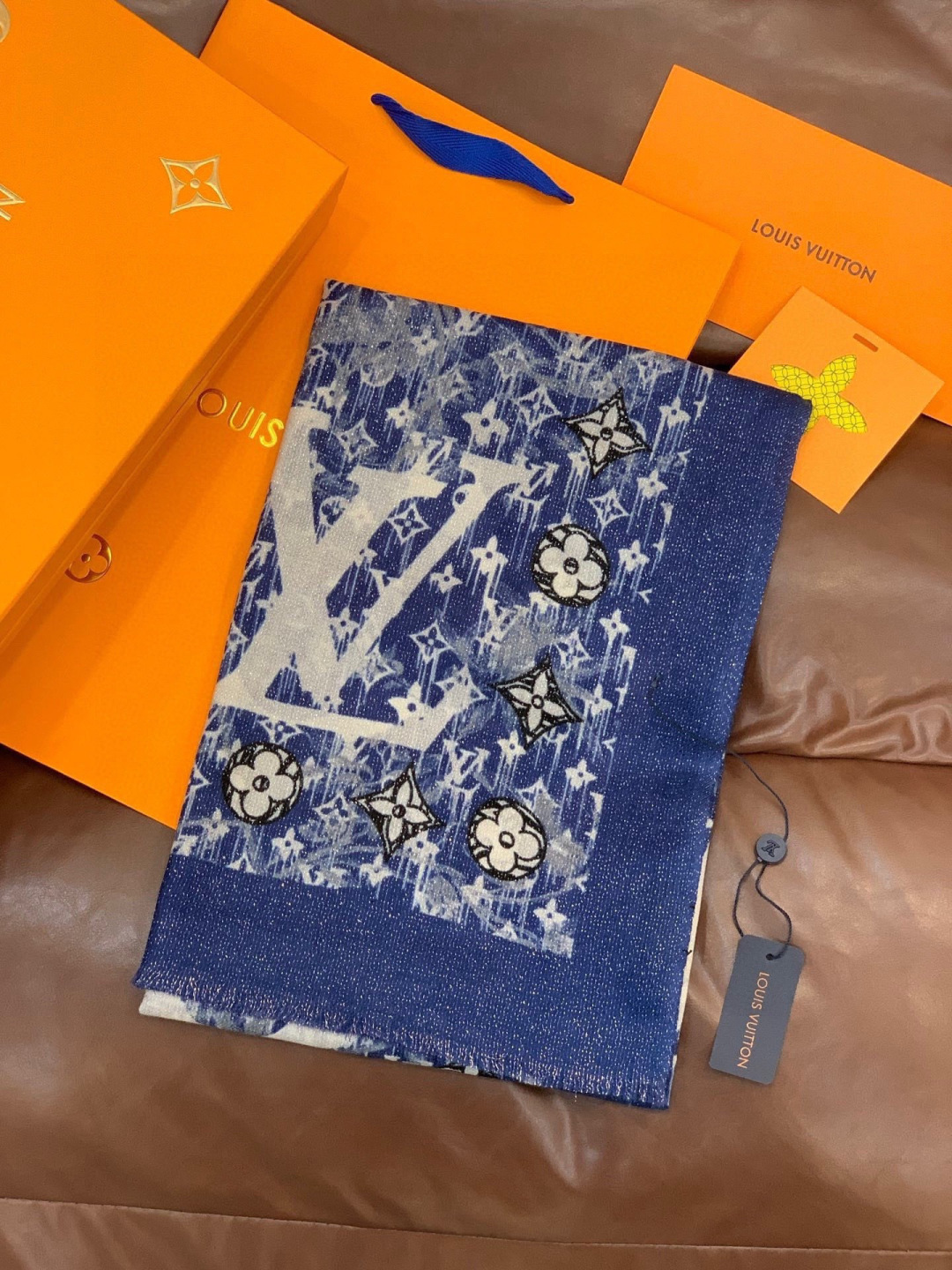 루이비통(LV) 모노그램 캐시미어 롱 스카프 목도리 스카프