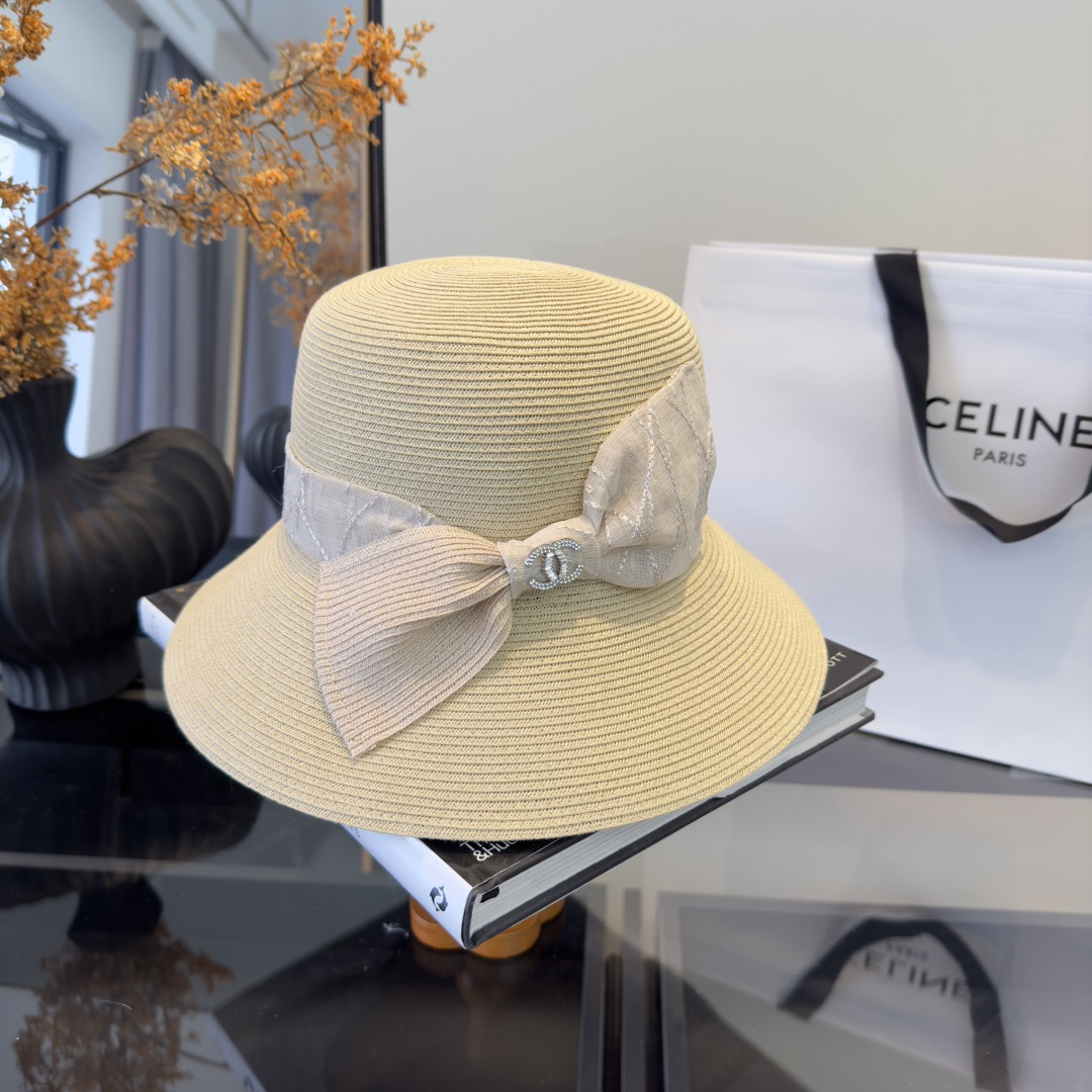 샤넬(CHANEL) 밀짚 모자