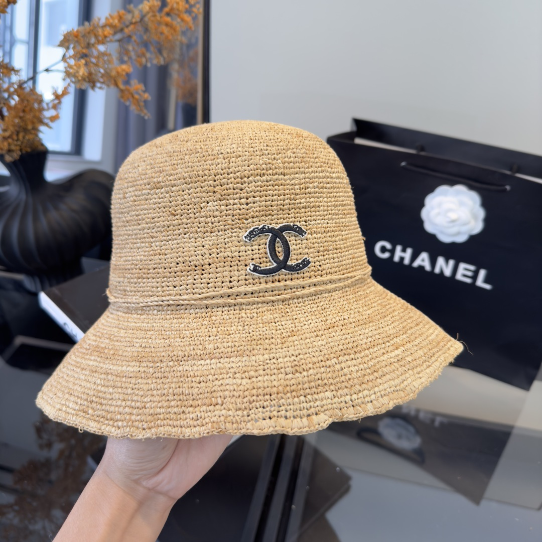 샤넬(CHANEL) 라피아 핸드메이드 밀짚 모자