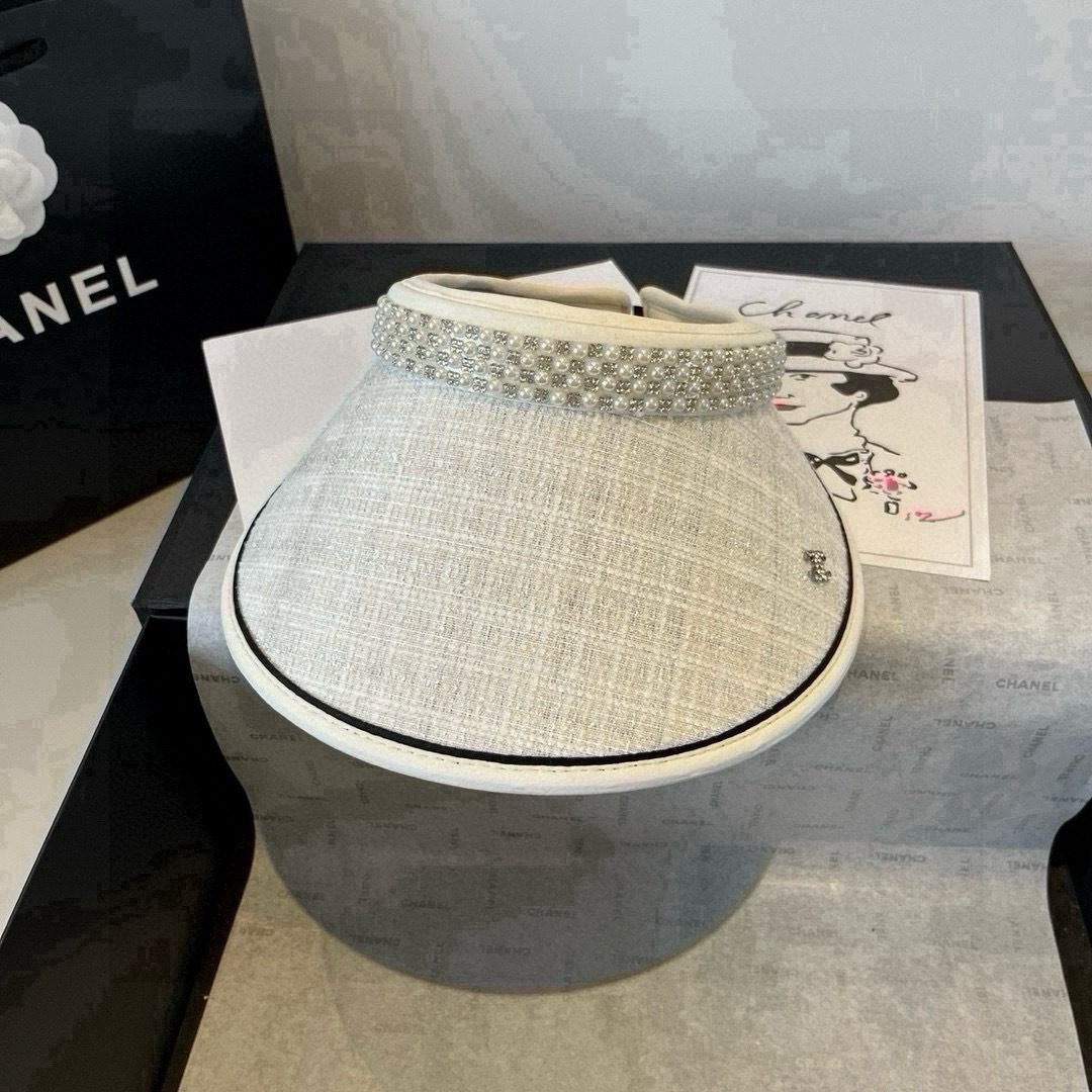 샤넬(CHANEL) 진주 헤어밴드 썬캡 모자