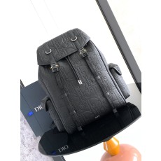 Dior CD 디올 힛 더 로드(Hit The Road) 블랙 그래비티 플랩 백팩 가방