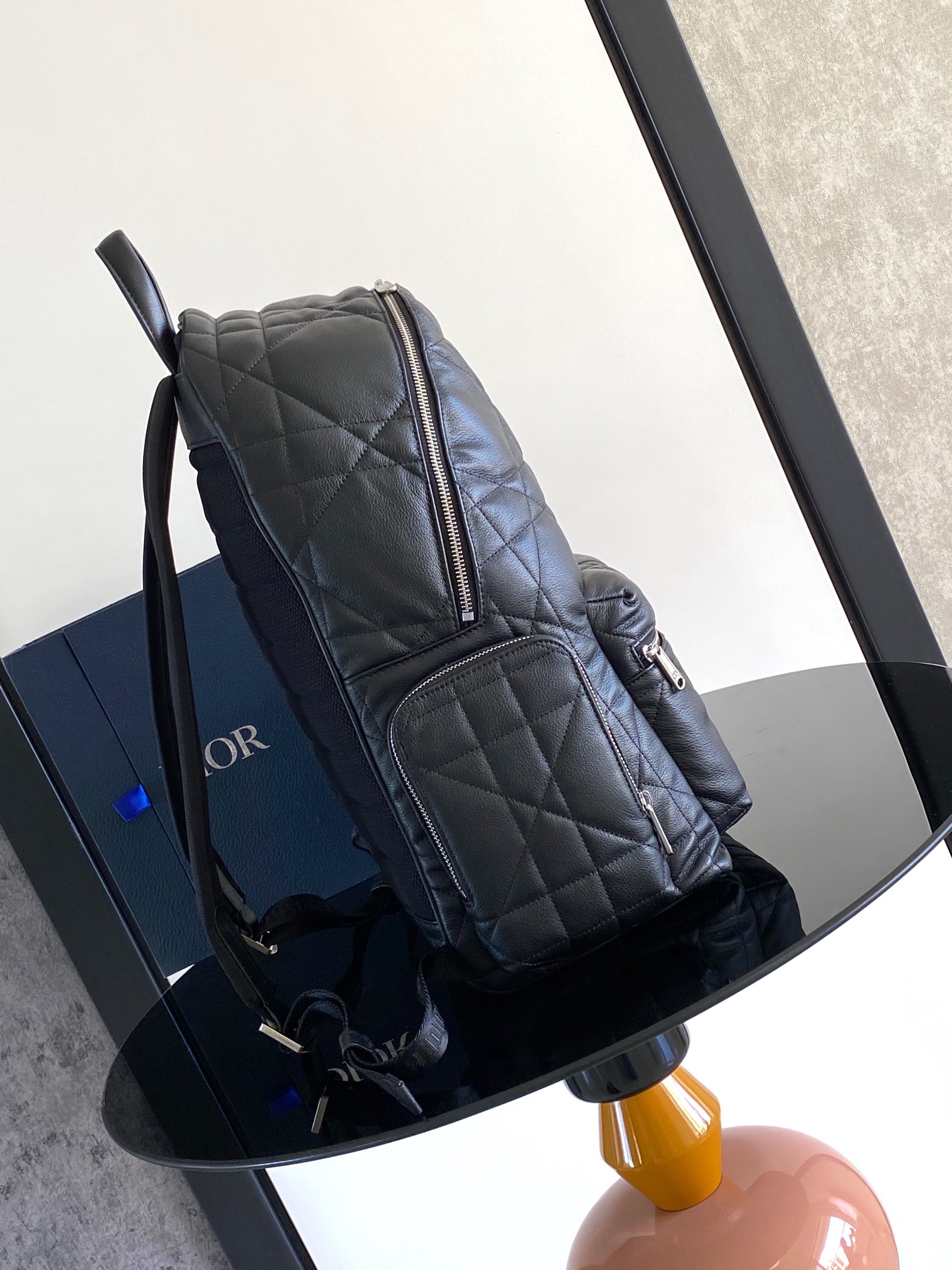 Dior CD 디올 맥시 카나쥬(Maxi Cannage) 백팩 가방