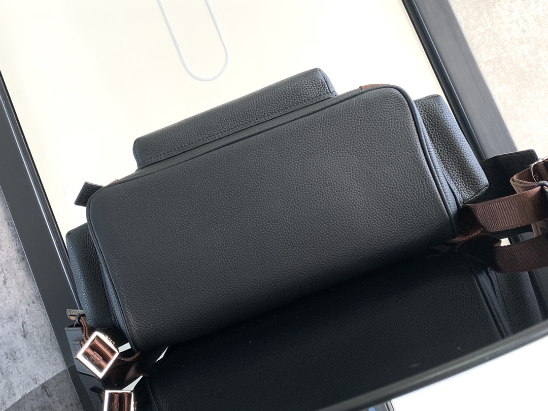 Dior CD 디올 힛 더 로드(Hit The Road) 캑터스 잭(CACTUS JACK) 콜라보 백팩 가방