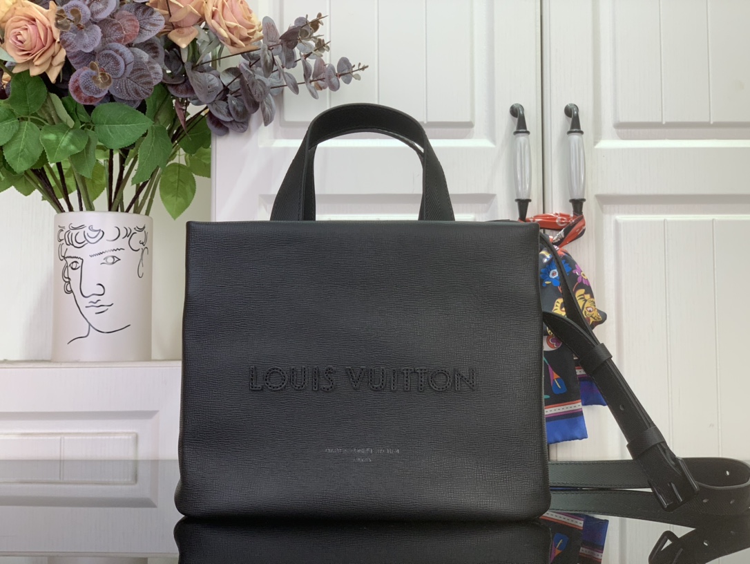 LV 루이비통 MINI SHOPPER TOTE 미니 쇼퍼 토트백 가방 (블랙) 미니