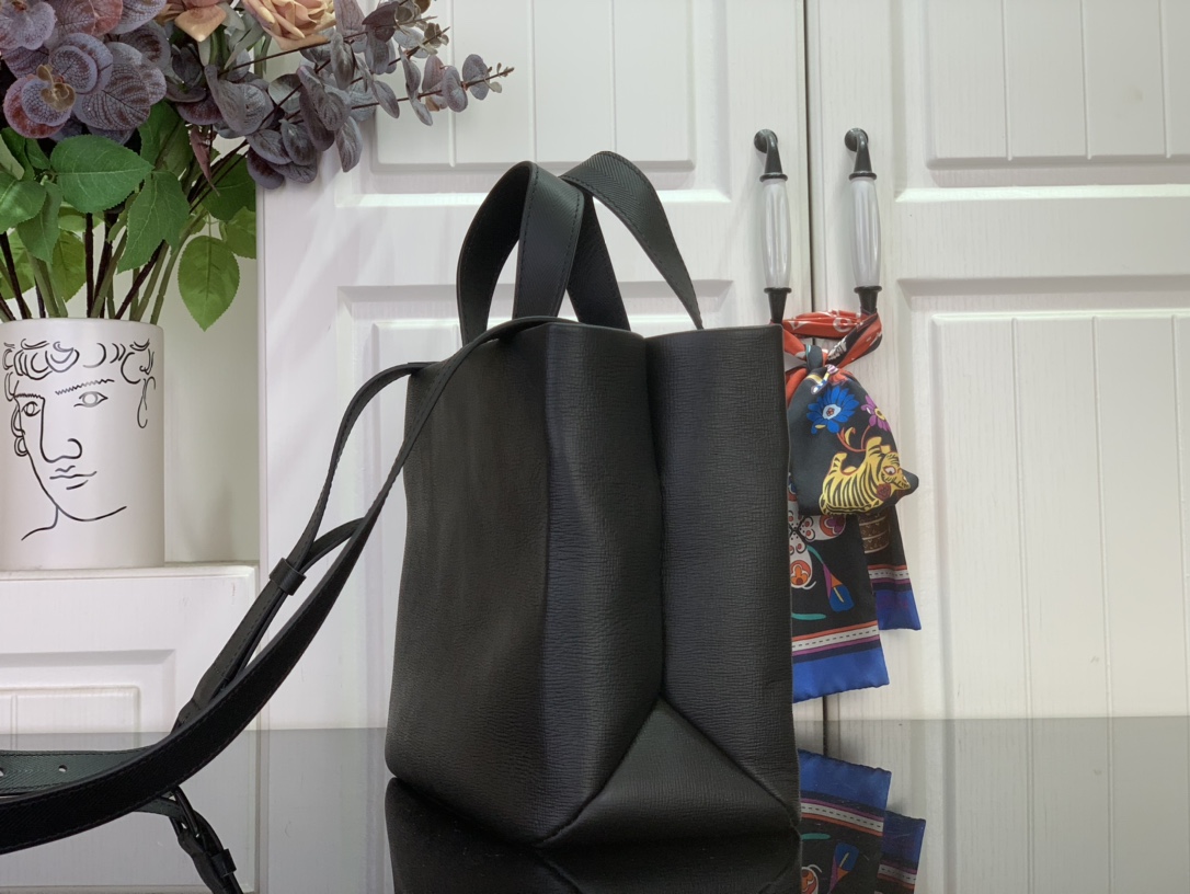 LV 루이비통 MINI SHOPPER TOTE 미니 쇼퍼 토트백 가방 (블랙) 미니