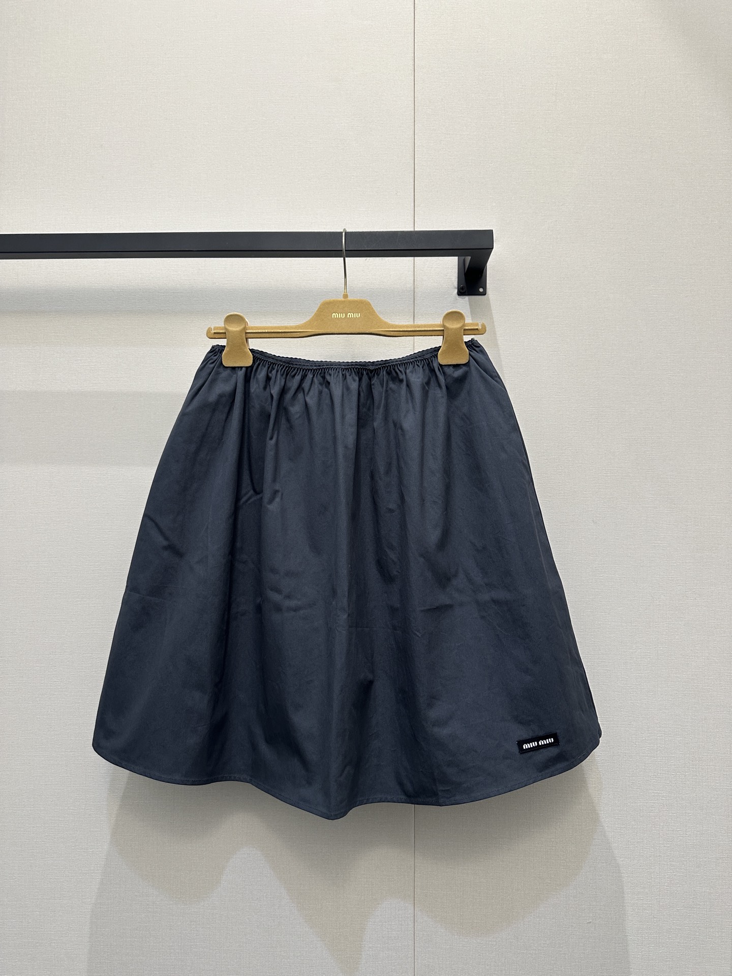 미우미우(MIU MIU) 네이비 하이웨스트 반스커트 의류