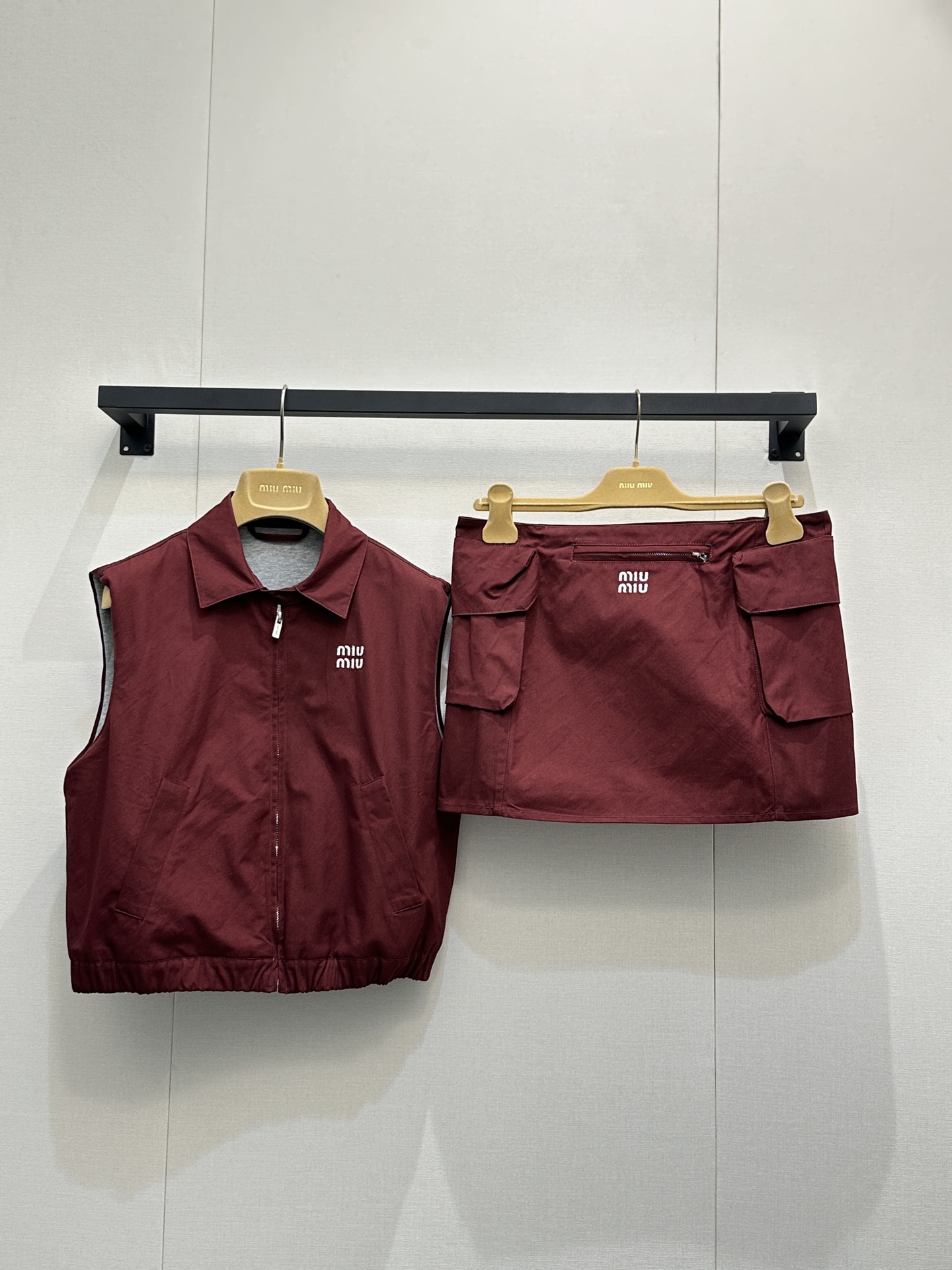 miumiu 미우미우 빈티지 워크웨어 베스트 + 스커트 셋업 세트 의류