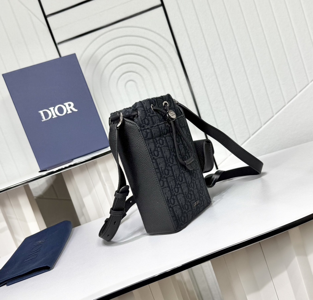 Dior CD 디올 미니 버킷백 (블랙 오블리크 & 블랙 레더) 크로스백 가방