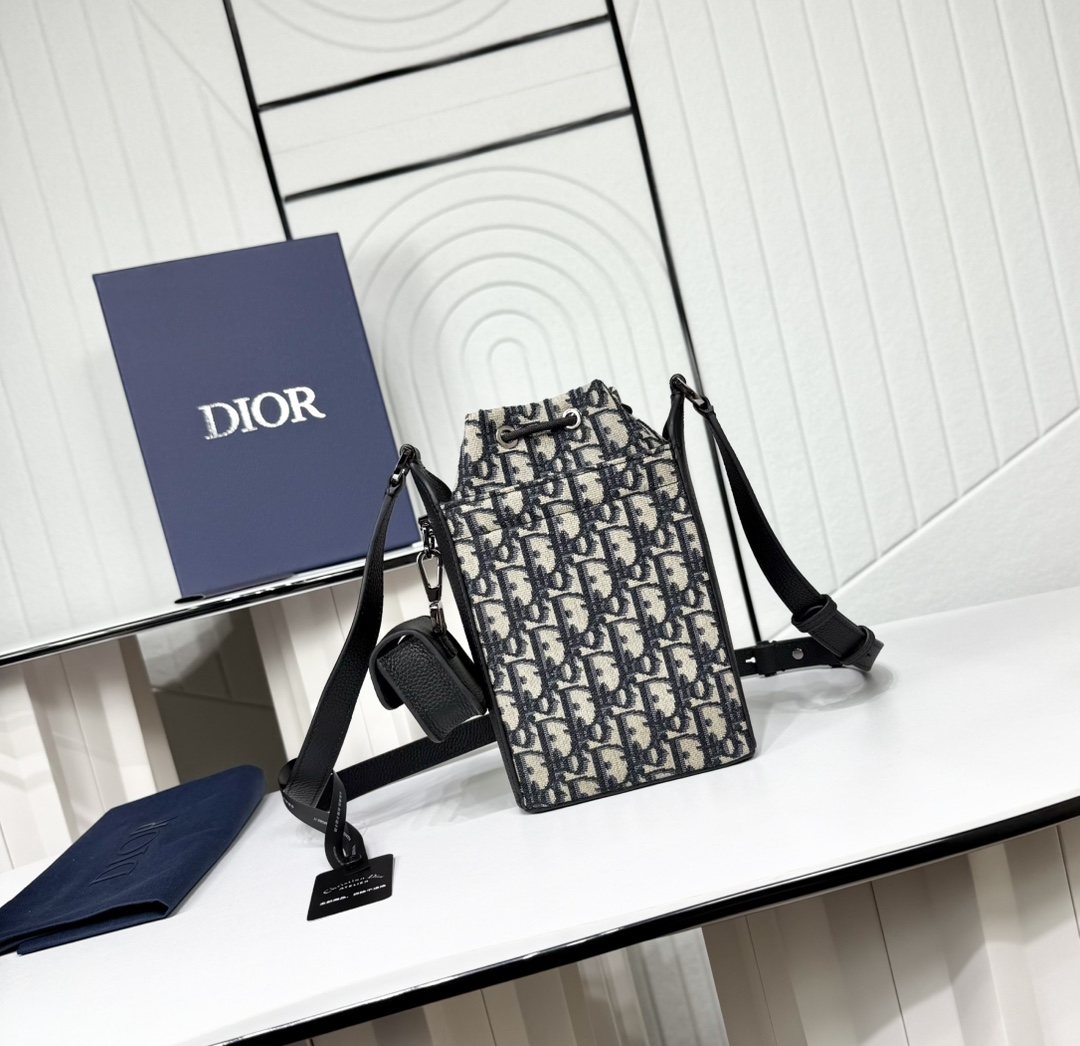 Dior CD 디올 미니 버킷백 (베이지 & 블랙 오블리크) 크로스백 가방