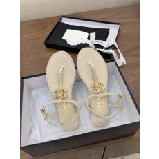 샤넬(CHANEL) 쥬얼 장식 쪼리 샌들 신발