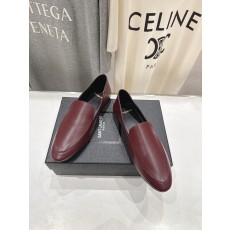 생로랑(SAINT LAURENT) 플랫 마리제 로퍼 신발