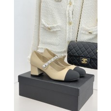 샤넬(CHANEL) 크리스탈 스트랩 미들힐 신발