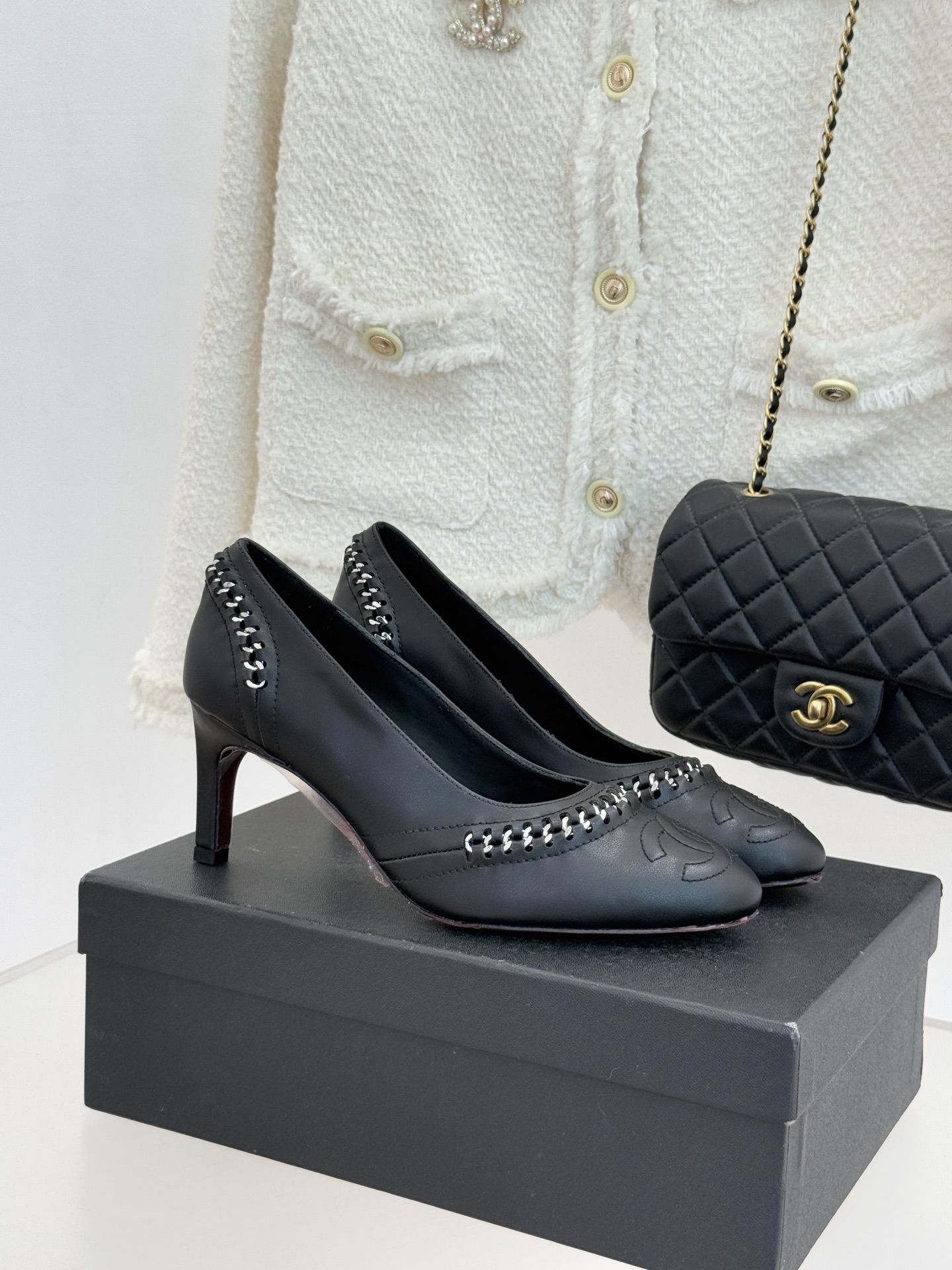 샤넬(CHANEL) 더블C 배색 힐 신발