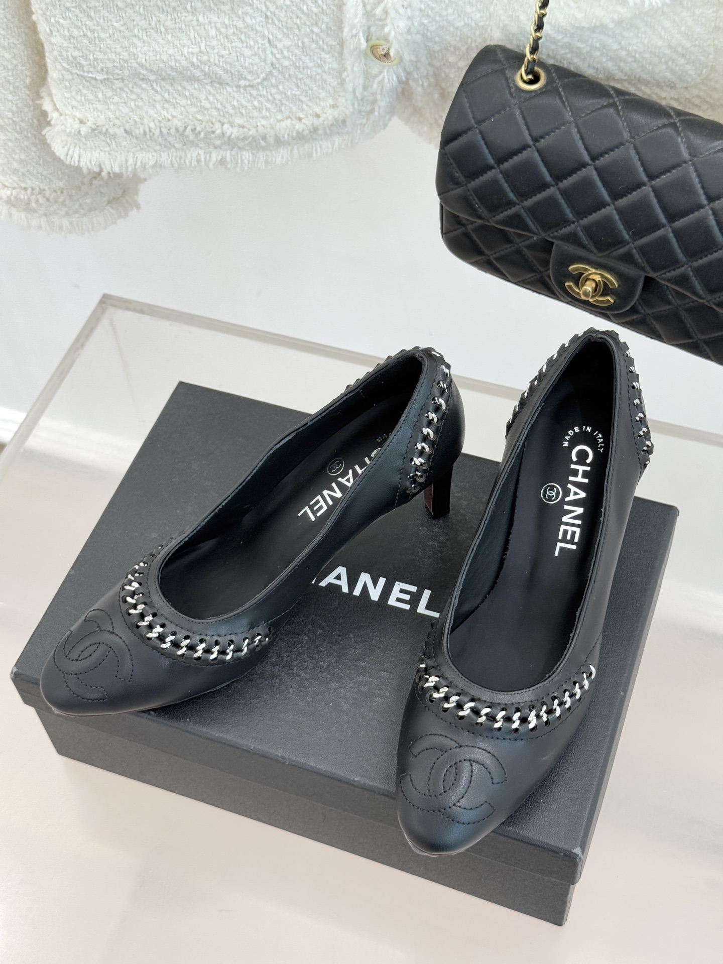 샤넬(CHANEL) 더블C 배색 힐 신발